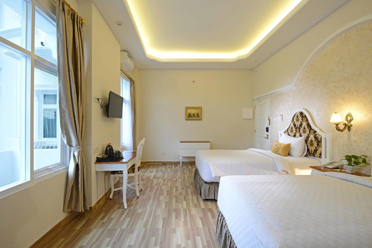 Sahira Butik Pakuan Syariah Hotel Bogor Exterior photo